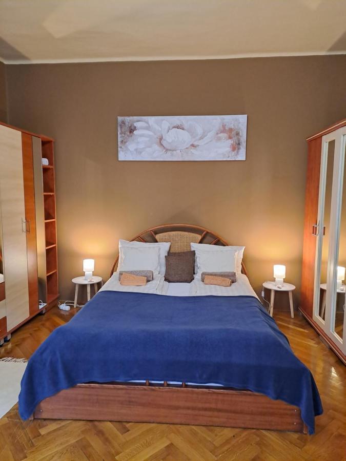 Szell 3 Apartman Διαμέρισμα Σζομπαθέλι Εξωτερικό φωτογραφία