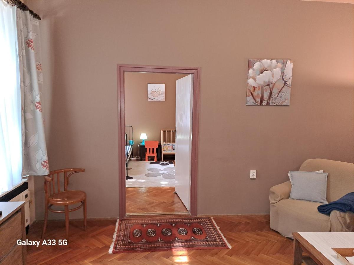 Szell 3 Apartman Διαμέρισμα Σζομπαθέλι Εξωτερικό φωτογραφία